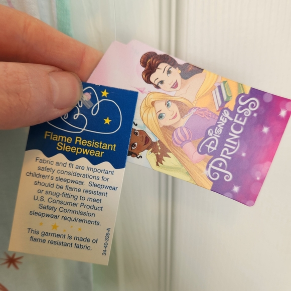 NWT Disney Princess short sleeve pajama top, size 4 - Picture 4 of 4